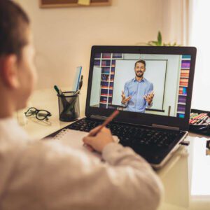 Crea un sitio web educativo